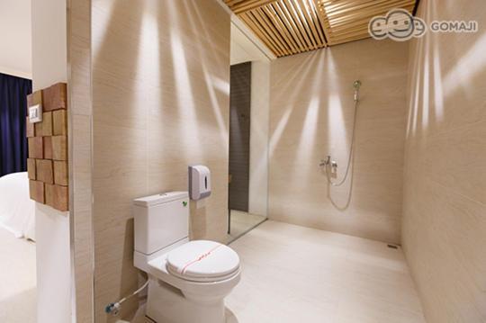 Roppongi Motel Pingtung Luaran gambar