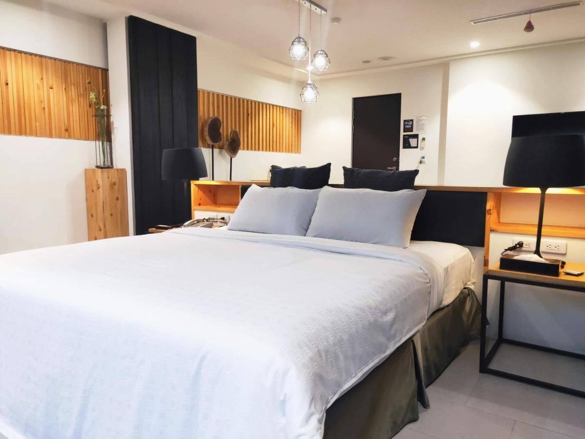 Roppongi Motel Pingtung Luaran gambar