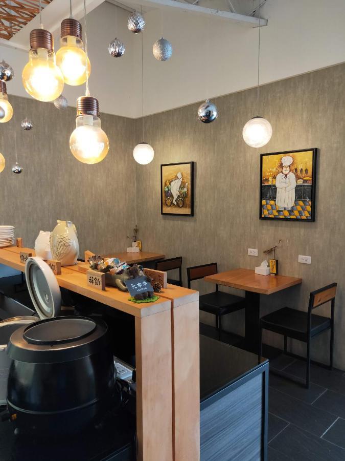 Roppongi Motel Pingtung Luaran gambar